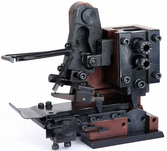 径向端子模具， OTP 端子压接机模具， OTP 压接模具， 带刀片的端子压接模具， JST 端子压接机， OTP U 形模具， 端子机压接模具， OTP 模具， OTP 端子模具， 端子压接模具 OTP 模具水平和垂直压接模具， 端子压接模具， 模具， OTP 模具， 水平和垂直压接模具