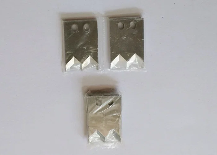 白钢刀片， 钨钢刀片， 平槽刀片， 用于剥皮机 钨钢刀片