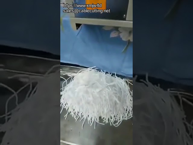 PVC口罩熔喷无纺布电脑切割机厂家直销，高效自动化生产设备